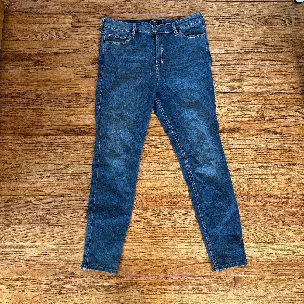 Hollister High-Rise Super Skinny Soft Stetch